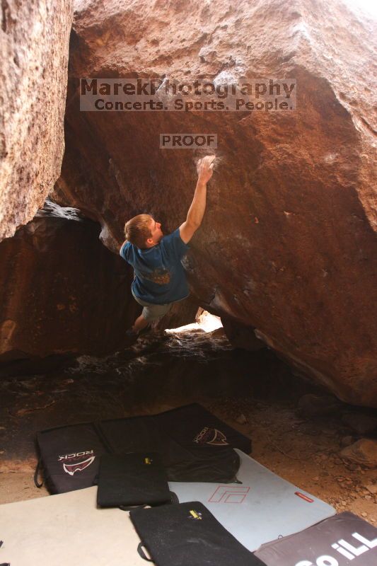 Bouldering in Hueco Tanks on 04/10/2016 with Blue Lizard Climbing and Yoga

Filename: SRM_20160410_1634180.jpg
Aperture: f/2.8
Shutter Speed: 1/250
Body: Canon EOS 20D
Lens: Canon EF 16-35mm f/2.8 L