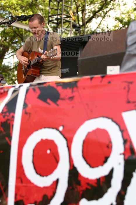 Damien Rice performs on the 99X stage on the second day of Music Midtown, 2004.

Filename: IMG_6346.jpg
Aperture: f/3.5
Shutter Speed: 1/320
Body: Canon EOS DIGITAL REBEL
Lens: Canon EF 80-200mm f/2.8 L