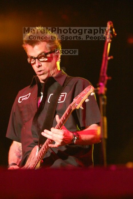 The Offspring performs on the 99X stage on the second day of Music Midtown, 2004.

Filename: IMG_6678.jpg
Aperture: f/2.8
Shutter Speed: 1/250
Body: Canon EOS DIGITAL REBEL
Lens: Canon EF 80-200mm f/2.8 L