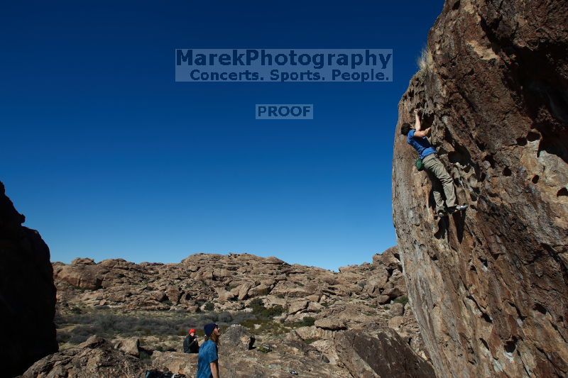 

Filename: SRM_20170129_1319492.jpg
Aperture: f/8.0
Shutter Speed: 1/250
Body: Canon EOS-1D Mark II
Lens: Canon EF 16-35mm f/2.8 L