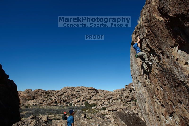 

Filename: SRM_20170129_1320010.jpg
Aperture: f/8.0
Shutter Speed: 1/250
Body: Canon EOS-1D Mark II
Lens: Canon EF 16-35mm f/2.8 L