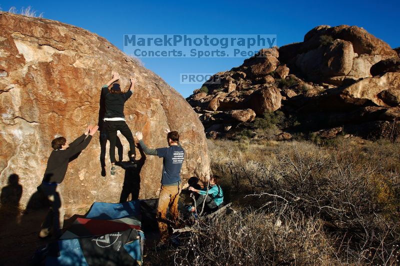 

Filename: SRM_20170129_1642021.jpg
Aperture: f/5.6
Shutter Speed: 1/400
Body: Canon EOS-1D Mark II
Lens: Canon EF 16-35mm f/2.8 L