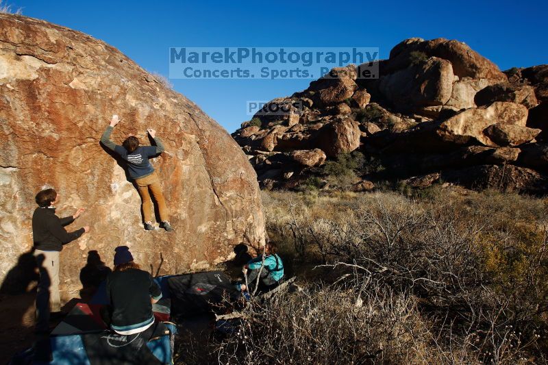 

Filename: SRM_20170129_1642362.jpg
Aperture: f/5.6
Shutter Speed: 1/400
Body: Canon EOS-1D Mark II
Lens: Canon EF 16-35mm f/2.8 L