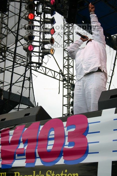 Cee Lo performs on the third day of Music Midtown, 2004.

Filename: IMG_6937.jpg
Aperture: f/7.1
Shutter Speed: 1/320
Body: Canon EOS DIGITAL REBEL
Lens: Canon EF-S 18-55mm f/3.5-5.6