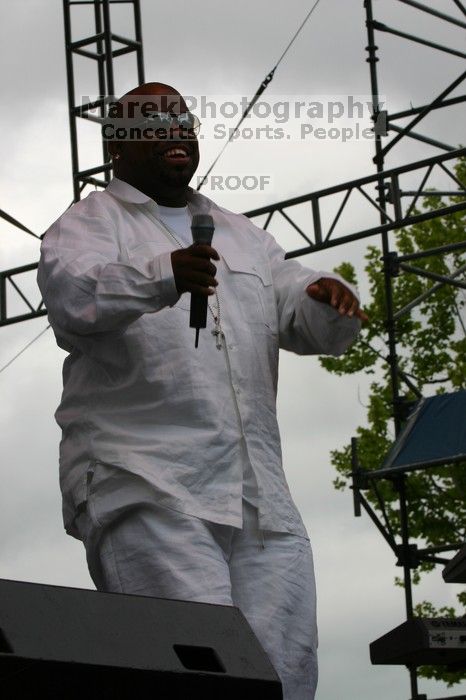 Cee Lo performs on the third day of Music Midtown, 2004.

Filename: IMG_6905.jpg
Aperture: f/11.0
Shutter Speed: 1/250
Body: Canon EOS DIGITAL REBEL
Lens: Canon EF 80-200mm f/2.8 L