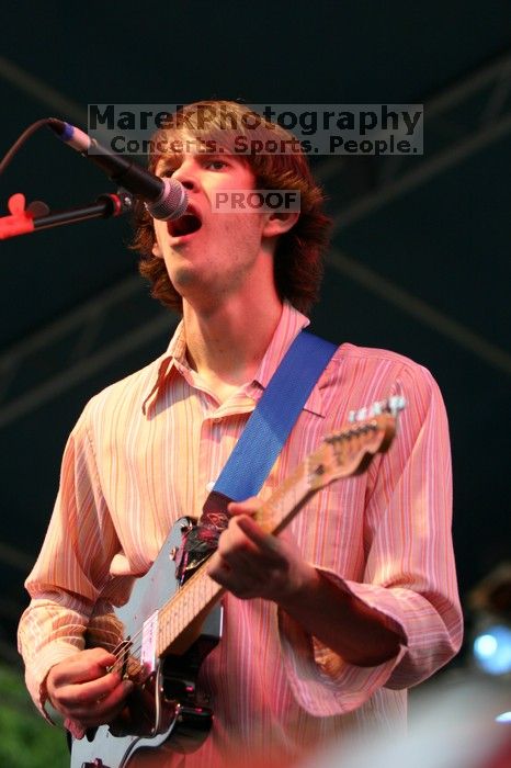 The Whigs perform on the third day of Music Midtown, 2004.

Filename: IMG_7061.jpg
Aperture: f/3.2
Shutter Speed: 1/250
Body: Canon EOS DIGITAL REBEL
Lens: Canon EF 80-200mm f/2.8 L