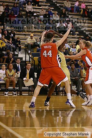 The Georgia Tech women's basketball team played Clemson.

Filename: img_0661_std.jpg
Aperture: f/2.8
Shutter Speed: 1/320
Body: Canon EOS DIGITAL REBEL
Lens: Canon EF 80-200mm f/2.8 L