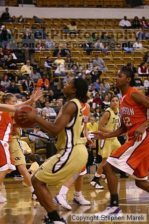 The Georgia Tech women's basketball team played Clemson.

Filename: img_0617_std.jpg
Aperture: f/2.8
Shutter Speed: 1/320
Body: Canon EOS DIGITAL REBEL
Lens: Canon EF 80-200mm f/2.8 L