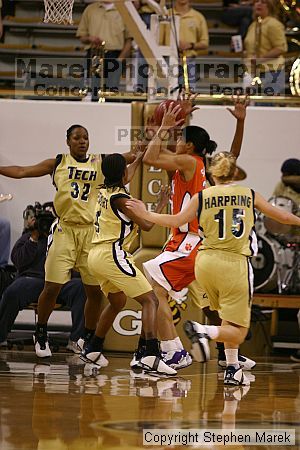 The Georgia Tech women's basketball team played Clemson.

Filename: img_0665_std.jpg
Aperture: f/2.8
Shutter Speed: 1/320
Body: Canon EOS DIGITAL REBEL
Lens: Canon EF 80-200mm f/2.8 L