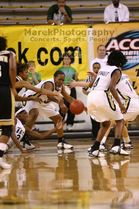 The Georgia Tech women's basketball team played Wake Forest.

Filename: IMG_1085.jpg
Aperture: f/2.8
Shutter Speed: 1/250
Body: Canon EOS DIGITAL REBEL
Lens: Canon EF 80-200mm f/2.8 L