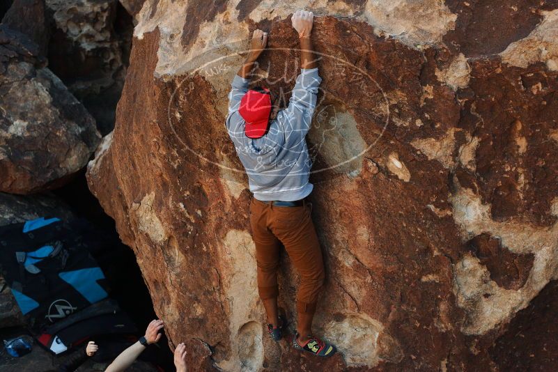 Bouldering in Hueco Tanks on 11/02/2018 with Blue Lizard Climbing and Yoga

Filename: SRM_20181102_1032471.jpg
Aperture: f/4.0
Shutter Speed: 1/800
Body: Canon EOS-1D Mark II
Lens: Canon EF 50mm f/1.8 II