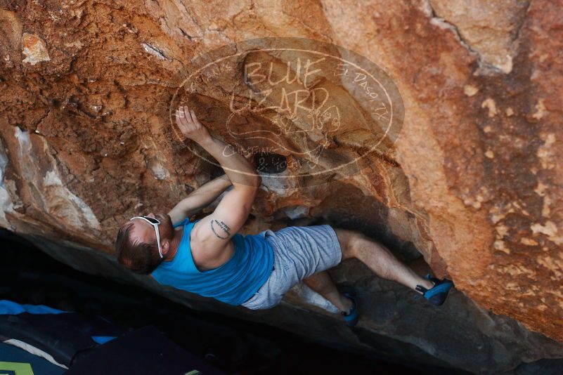 Bouldering in Hueco Tanks on 11/02/2018 with Blue Lizard Climbing and Yoga

Filename: SRM_20181102_1044191.jpg
Aperture: f/4.0
Shutter Speed: 1/640
Body: Canon EOS-1D Mark II
Lens: Canon EF 50mm f/1.8 II