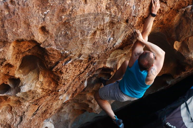 Bouldering in Hueco Tanks on 11/02/2018 with Blue Lizard Climbing and Yoga

Filename: SRM_20181102_1100140.jpg
Aperture: f/4.0
Shutter Speed: 1/320
Body: Canon EOS-1D Mark II
Lens: Canon EF 50mm f/1.8 II