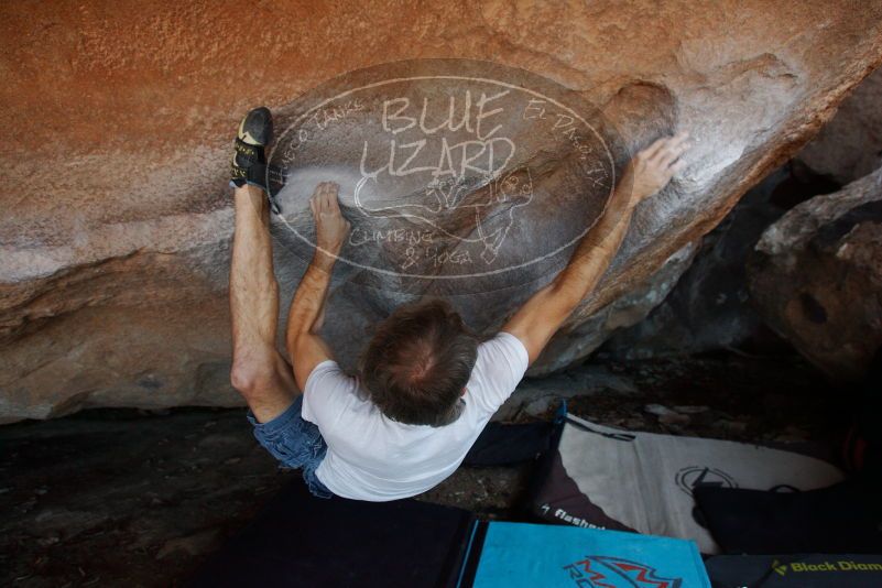 Bouldering in Hueco Tanks on 11/02/2018 with Blue Lizard Climbing and Yoga

Filename: SRM_20181102_1314510.jpg
Aperture: f/4.5
Shutter Speed: 1/400
Body: Canon EOS-1D Mark II
Lens: Canon EF 16-35mm f/2.8 L