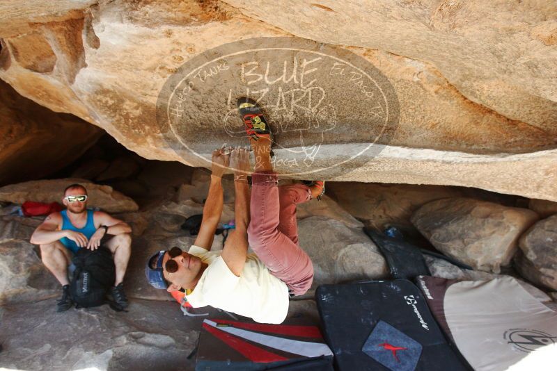 Bouldering in Hueco Tanks on 11/03/2018 with Blue Lizard Climbing and Yoga

Filename: SRM_20181103_1046390.jpg
Aperture: f/5.6
Shutter Speed: 1/400
Body: Canon EOS-1D Mark II
Lens: Canon EF 16-35mm f/2.8 L