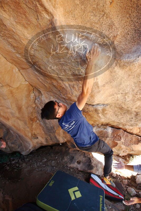 Bouldering in Hueco Tanks on 11/03/2018 with Blue Lizard Climbing and Yoga

Filename: SRM_20181103_1134511.jpg
Aperture: f/5.6
Shutter Speed: 1/250
Body: Canon EOS-1D Mark II
Lens: Canon EF 16-35mm f/2.8 L