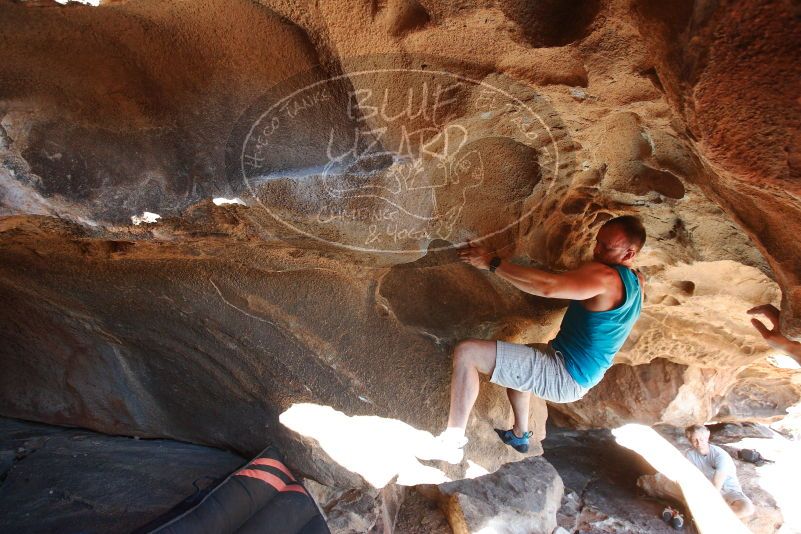 Bouldering in Hueco Tanks on 11/03/2018 with Blue Lizard Climbing and Yoga

Filename: SRM_20181103_1446080.jpg
Aperture: f/4.0
Shutter Speed: 1/320
Body: Canon EOS-1D Mark II
Lens: Canon EF 16-35mm f/2.8 L