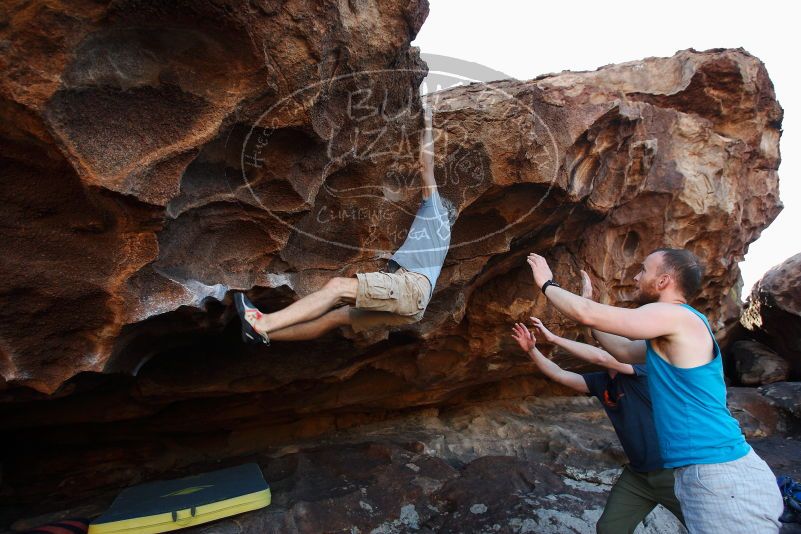 Bouldering in Hueco Tanks on 11/03/2018 with Blue Lizard Climbing and Yoga

Filename: SRM_20181103_1636390.jpg
Aperture: f/4.0
Shutter Speed: 1/500
Body: Canon EOS-1D Mark II
Lens: Canon EF 16-35mm f/2.8 L