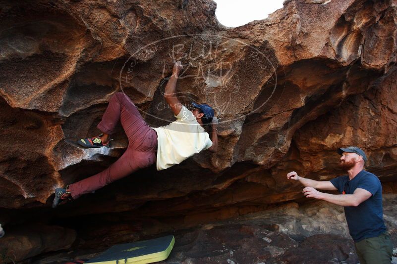 Bouldering in Hueco Tanks on 11/03/2018 with Blue Lizard Climbing and Yoga

Filename: SRM_20181103_1642550.jpg
Aperture: f/5.0
Shutter Speed: 1/320
Body: Canon EOS-1D Mark II
Lens: Canon EF 16-35mm f/2.8 L