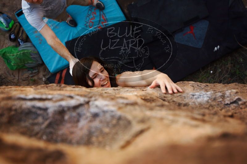 Bouldering in Hueco Tanks on 11/04/2018 with Blue Lizard Climbing and Yoga

Filename: SRM_20181104_1053021.jpg
Aperture: f/2.8
Shutter Speed: 1/500
Body: Canon EOS-1D Mark II
Lens: Canon EF 16-35mm f/2.8 L