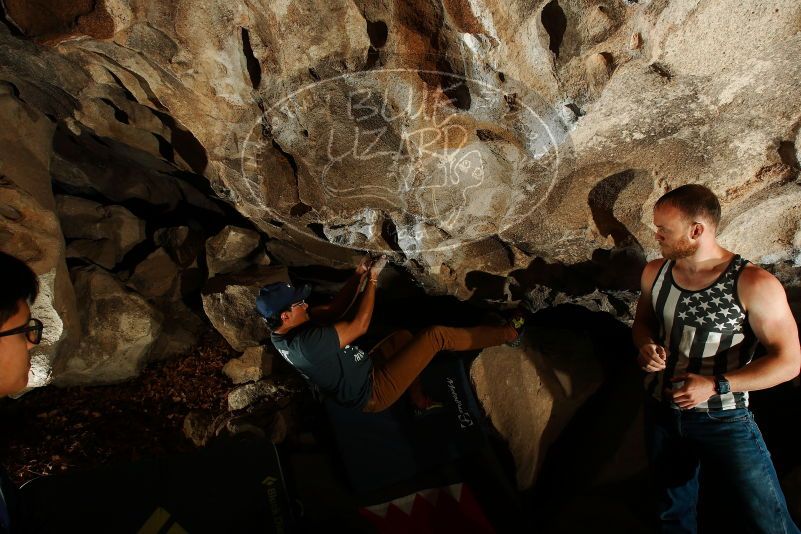 Bouldering in Hueco Tanks on 11/04/2018 with Blue Lizard Climbing and Yoga

Filename: SRM_20181104_1222400.jpg
Aperture: f/8.0
Shutter Speed: 1/250
Body: Canon EOS-1D Mark II
Lens: Canon EF 16-35mm f/2.8 L