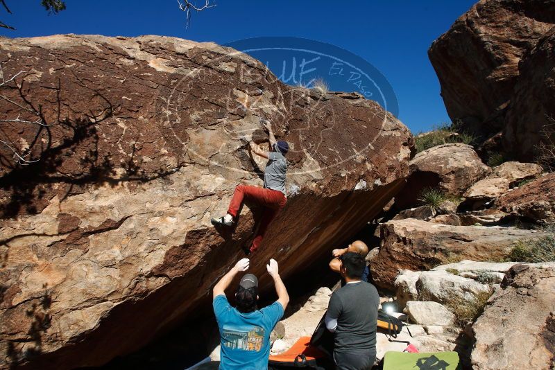 Bouldering in Hueco Tanks on 11/10/2018 with Blue Lizard Climbing and Yoga

Filename: SRM_20181110_1259280.jpg
Aperture: f/8.0
Shutter Speed: 1/250
Body: Canon EOS-1D Mark II
Lens: Canon EF 16-35mm f/2.8 L