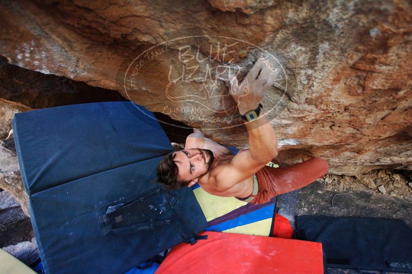 Bouldering in Hueco Tanks on 11/11/2018 with Blue Lizard Climbing and Yoga

Filename: SRM_20181111_1602540.jpg
Aperture: f/3.5
Shutter Speed: 1/250
Body: Canon EOS-1D Mark II
Lens: Canon EF 16-35mm f/2.8 L