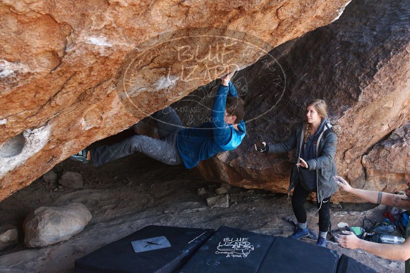 Bouldering in Hueco Tanks on 11/24/2018 with Blue Lizard Climbing and Yoga

Filename: SRM_20181124_1314420.jpg
Aperture: f/5.0
Shutter Speed: 1/250
Body: Canon EOS-1D Mark II
Lens: Canon EF 16-35mm f/2.8 L