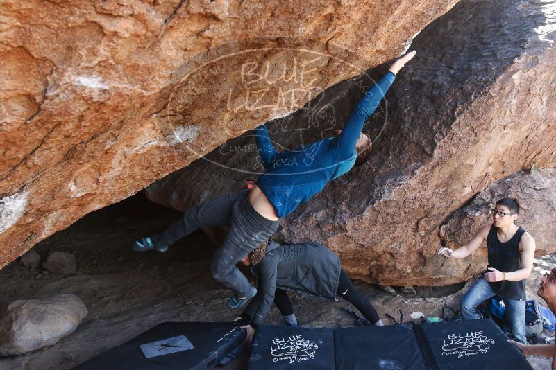 Bouldering in Hueco Tanks on 11/24/2018 with Blue Lizard Climbing and Yoga

Filename: SRM_20181124_1314480.jpg
Aperture: f/5.6
Shutter Speed: 1/250
Body: Canon EOS-1D Mark II
Lens: Canon EF 16-35mm f/2.8 L