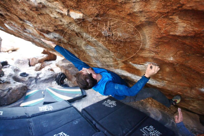 Bouldering in Hueco Tanks on 11/24/2018 with Blue Lizard Climbing and Yoga

Filename: SRM_20181124_1615131.jpg
Aperture: f/3.2
Shutter Speed: 1/200
Body: Canon EOS-1D Mark II
Lens: Canon EF 16-35mm f/2.8 L