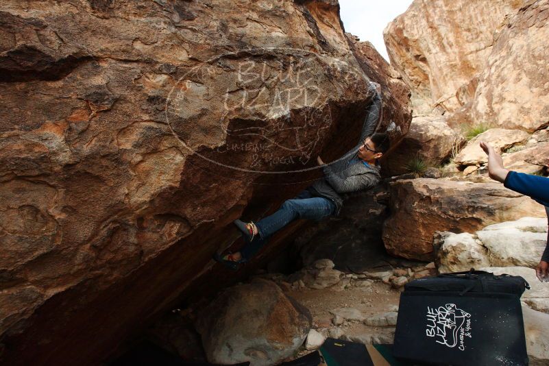 Bouldering in Hueco Tanks on 11/24/2018 with Blue Lizard Climbing and Yoga

Filename: SRM_20181124_1704040.jpg
Aperture: f/7.1
Shutter Speed: 1/250
Body: Canon EOS-1D Mark II
Lens: Canon EF 16-35mm f/2.8 L