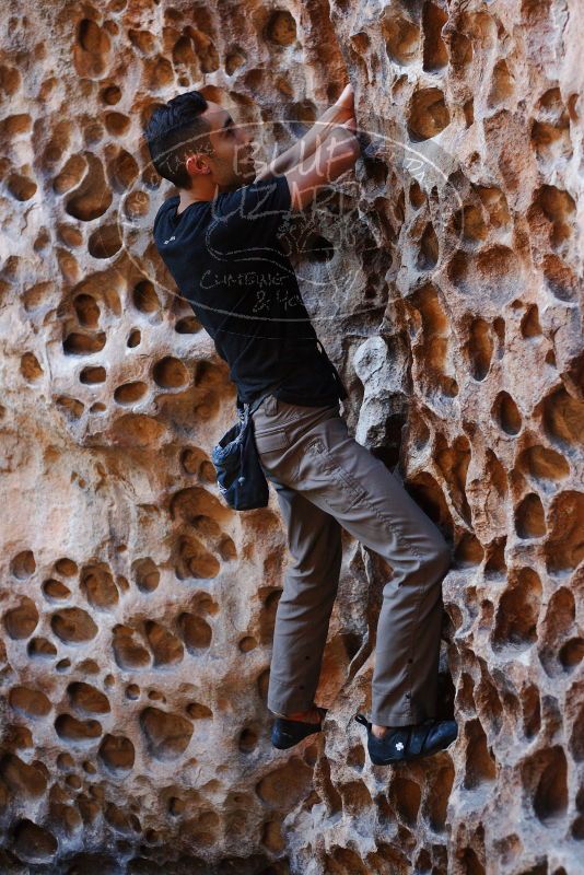 Bouldering in Hueco Tanks on 11/23/2018 with Blue Lizard Climbing and Yoga

Filename: SRM_20181123_1120030.jpg
Aperture: f/3.2
Shutter Speed: 1/160
Body: Canon EOS-1D Mark II
Lens: Canon EF 50mm f/1.8 II