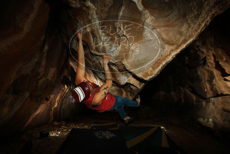 Bouldering in Hueco Tanks on 11/23/2018 with Blue Lizard Climbing and Yoga

Filename: SRM_20181123_1726070.jpg
Aperture: f/8.0
Shutter Speed: 1/250
Body: Canon EOS-1D Mark II
Lens: Canon EF 16-35mm f/2.8 L