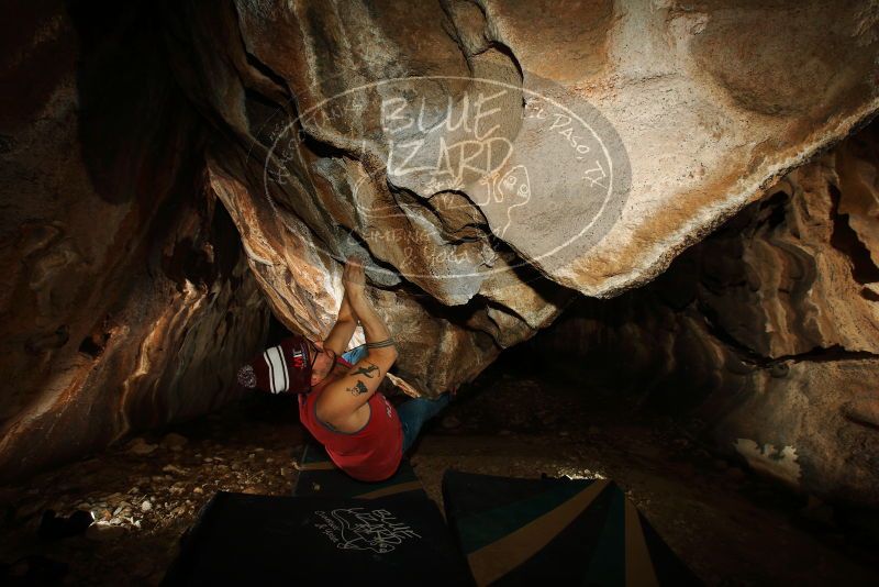 Bouldering in Hueco Tanks on 11/23/2018 with Blue Lizard Climbing and Yoga

Filename: SRM_20181123_1738260.jpg
Aperture: f/8.0
Shutter Speed: 1/250
Body: Canon EOS-1D Mark II
Lens: Canon EF 16-35mm f/2.8 L