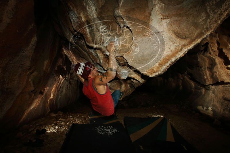 Bouldering in Hueco Tanks on 11/23/2018 with Blue Lizard Climbing and Yoga

Filename: SRM_20181123_1738440.jpg
Aperture: f/8.0
Shutter Speed: 1/250
Body: Canon EOS-1D Mark II
Lens: Canon EF 16-35mm f/2.8 L