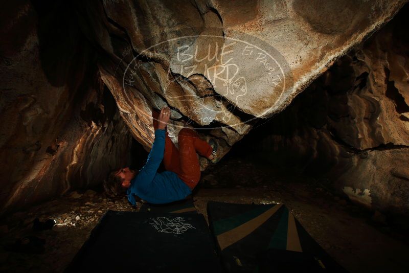 Bouldering in Hueco Tanks on 11/23/2018 with Blue Lizard Climbing and Yoga

Filename: SRM_20181123_1740230.jpg
Aperture: f/8.0
Shutter Speed: 1/250
Body: Canon EOS-1D Mark II
Lens: Canon EF 16-35mm f/2.8 L