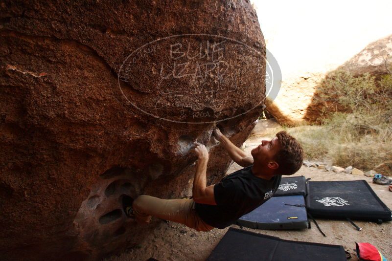 Bouldering in Hueco Tanks on 11/22/2018 with Blue Lizard Climbing and Yoga

Filename: SRM_20181122_1039590.jpg
Aperture: f/4.5
Shutter Speed: 1/640
Body: Canon EOS-1D Mark II
Lens: Canon EF 16-35mm f/2.8 L