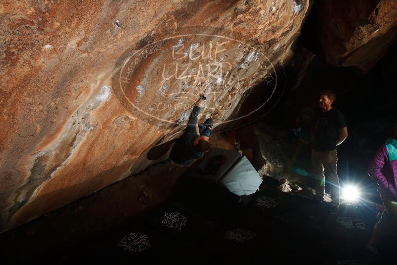 Bouldering in Hueco Tanks on 11/22/2018 with Blue Lizard Climbing and Yoga

Filename: SRM_20181122_1559570.jpg
Aperture: f/8.0
Shutter Speed: 1/250
Body: Canon EOS-1D Mark II
Lens: Canon EF 16-35mm f/2.8 L