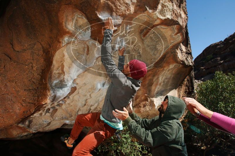 Bouldering in Hueco Tanks on 11/09/2018 with Blue Lizard Climbing and Yoga

Filename: SRM_20181109_1318530.jpg
Aperture: f/8.0
Shutter Speed: 1/250
Body: Canon EOS-1D Mark II
Lens: Canon EF 16-35mm f/2.8 L