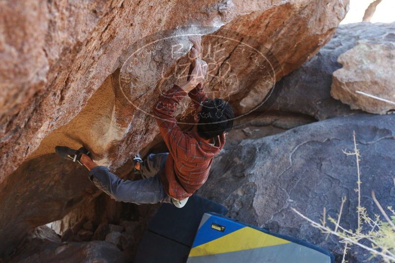 Bouldering in Hueco Tanks on 12/01/2018 with Blue Lizard Climbing and Yoga

Filename: SRM_20181201_1337070.jpg
Aperture: f/4.0
Shutter Speed: 1/400
Body: Canon EOS-1D Mark II
Lens: Canon EF 50mm f/1.8 II