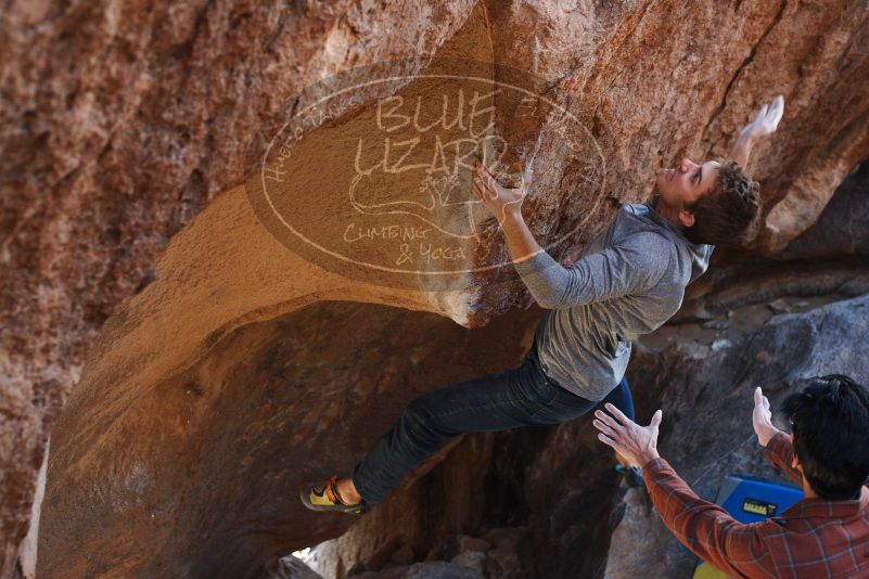 Bouldering in Hueco Tanks on 12/01/2018 with Blue Lizard Climbing and Yoga

Filename: SRM_20181201_1341490.jpg
Aperture: f/4.0
Shutter Speed: 1/400
Body: Canon EOS-1D Mark II
Lens: Canon EF 50mm f/1.8 II