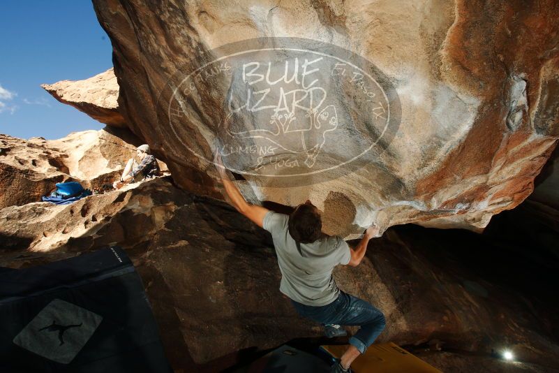 Bouldering in Hueco Tanks on 12/01/2018 with Blue Lizard Climbing and Yoga

Filename: SRM_20181201_1547330.jpg
Aperture: f/8.0
Shutter Speed: 1/250
Body: Canon EOS-1D Mark II
Lens: Canon EF 16-35mm f/2.8 L