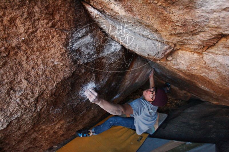 Bouldering in Hueco Tanks on 12/01/2018 with Blue Lizard Climbing and Yoga

Filename: SRM_20181201_1704190.jpg
Aperture: f/4.5
Shutter Speed: 1/250
Body: Canon EOS-1D Mark II
Lens: Canon EF 16-35mm f/2.8 L