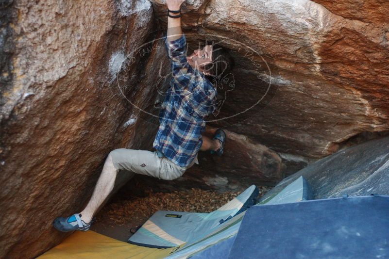 Bouldering in Hueco Tanks on 12/01/2018 with Blue Lizard Climbing and Yoga

Filename: SRM_20181201_1714510.jpg
Aperture: f/2.8
Shutter Speed: 1/250
Body: Canon EOS-1D Mark II
Lens: Canon EF 50mm f/1.8 II