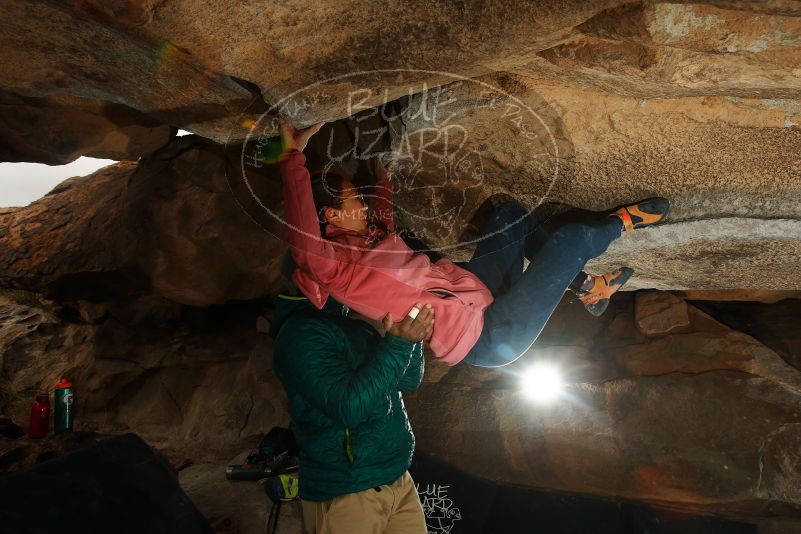 Bouldering in Hueco Tanks on 12/08/2018 with Blue Lizard Climbing and Yoga

Filename: SRM_20181208_1333000.jpg
Aperture: f/8.0
Shutter Speed: 1/200
Body: Canon EOS-1D Mark II
Lens: Canon EF 16-35mm f/2.8 L