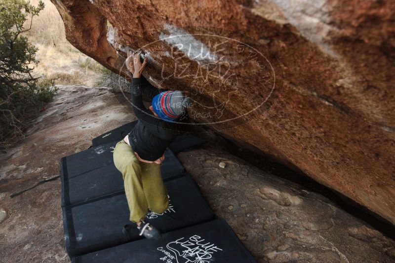 Bouldering in Hueco Tanks on 12/14/2018 with Blue Lizard Climbing and Yoga

Filename: SRM_20181214_1655540.jpg
Aperture: f/4.5
Shutter Speed: 1/250
Body: Canon EOS-1D Mark II
Lens: Canon EF 16-35mm f/2.8 L