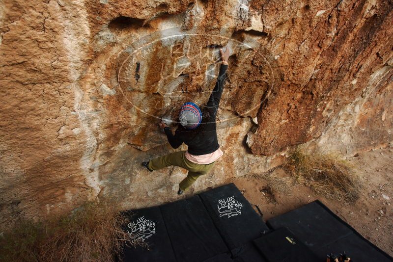 Bouldering in Hueco Tanks on 12/14/2018 with Blue Lizard Climbing and Yoga

Filename: SRM_20181214_1750020.jpg
Aperture: f/4.5
Shutter Speed: 1/200
Body: Canon EOS-1D Mark II
Lens: Canon EF 16-35mm f/2.8 L