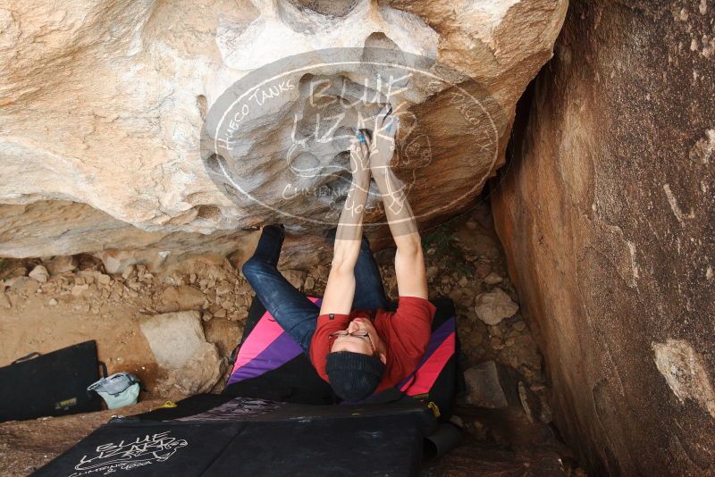 Bouldering in Hueco Tanks on 12/21/2018 with Blue Lizard Climbing and Yoga

Filename: SRM_20181221_1519170.jpg
Aperture: f/5.6
Shutter Speed: 1/320
Body: Canon EOS-1D Mark II
Lens: Canon EF 16-35mm f/2.8 L