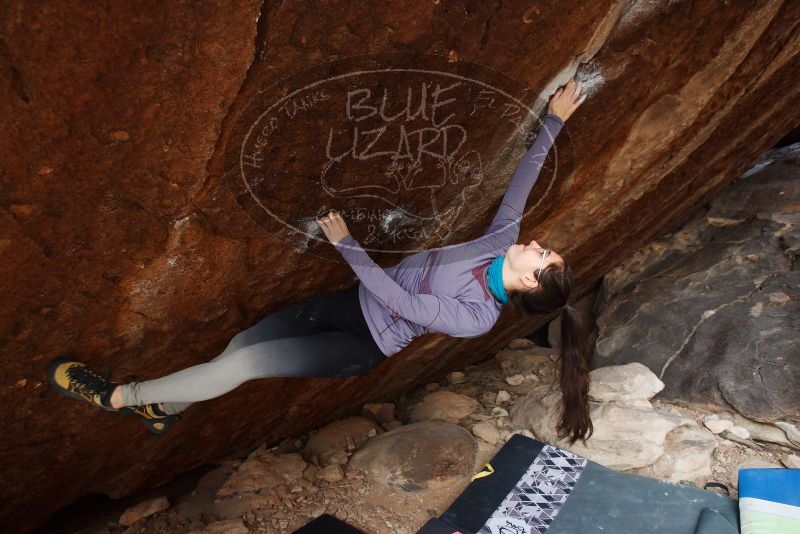 Bouldering in Hueco Tanks on 12/21/2018 with Blue Lizard Climbing and Yoga

Filename: SRM_20181221_1554560.jpg
Aperture: f/4.5
Shutter Speed: 1/250
Body: Canon EOS-1D Mark II
Lens: Canon EF 16-35mm f/2.8 L