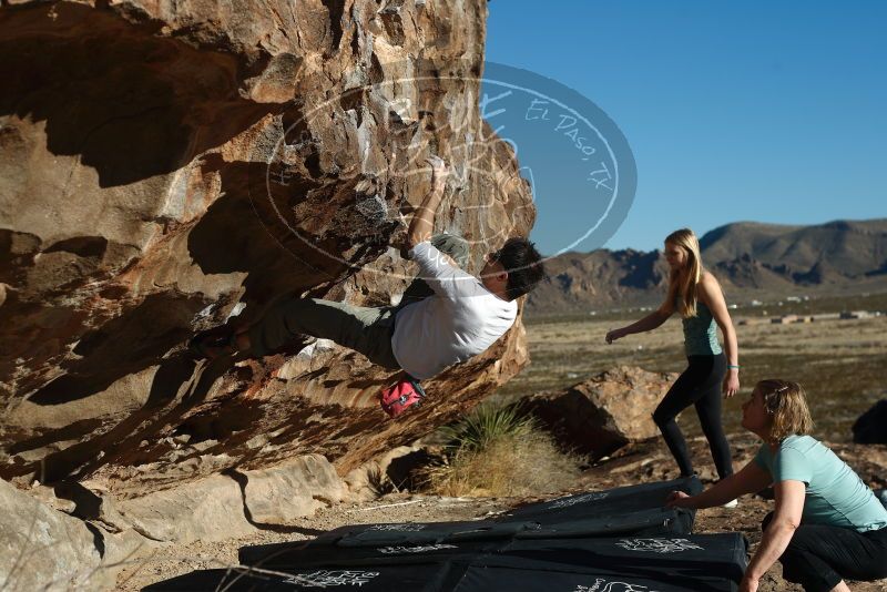 Bouldering in Hueco Tanks on 12/22/2018 with Blue Lizard Climbing and Yoga

Filename: SRM_20181222_1022020.jpg
Aperture: f/4.0
Shutter Speed: 1/1000
Body: Canon EOS-1D Mark II
Lens: Canon EF 50mm f/1.8 II